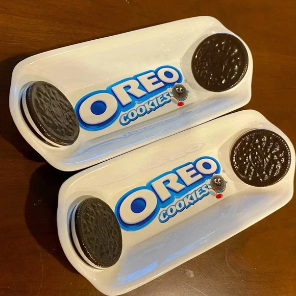 Vintage Set of 2 Oreo Cookie Banana Split Dessert Icecream Ceramic Bowls - Picture 2 of 5